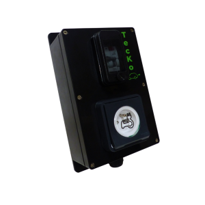 Prise renforcée avec boite étanche et protections